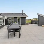 Alli - 800m From The Sea By Interhome בית נופש
