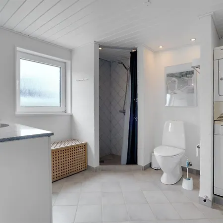 Alli - 800m From The Sea By Interhome *