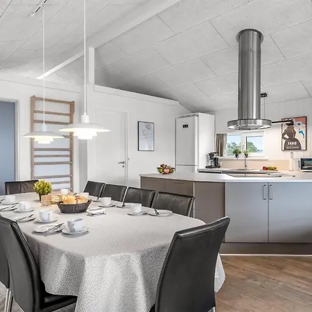 Alli - 800m From The Sea By Interhome بيت للعطل